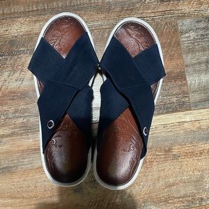 BZEEs slip on wedge size 10